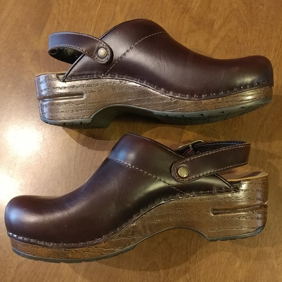 Dansko Shoes - Dansko Brown Leather Nursing Slides Mules Shoes